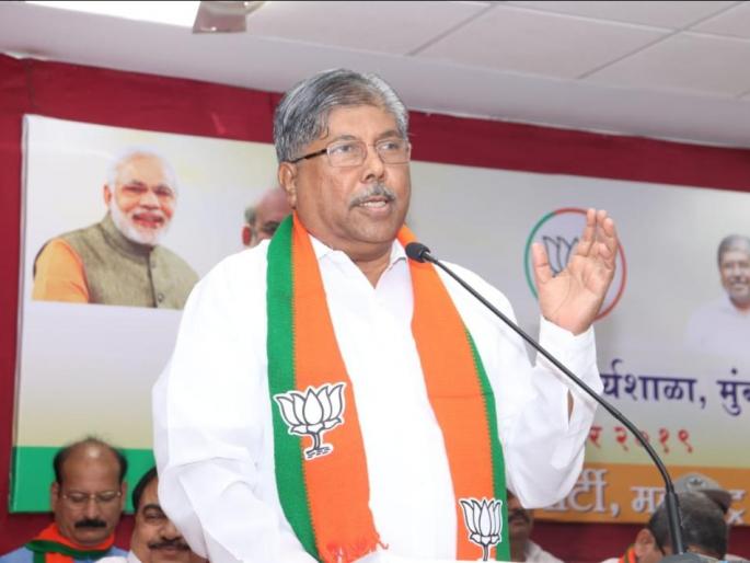 Farmers need to pay extra help and crop insurance; BJP demands Governor | शेतकऱ्यांना अधिकची मदत तसेच पीकविम्याचे पैसे द्यावेत; भाजपाने राज्यपालांना केली मागणी Farmers need to pay extra help and crop insurance; BJP demands Governor | शेतकऱ्यांना अधिकची मदत तसेच पीकविम्याचे पैसे द्यावेत; भाजपाने राज्यपालांना केली मागणी