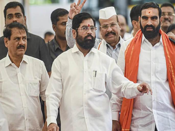 maharashtra political crisis Power and struggle continue Everyone says, our own victory | सत्ता अन् संघर्षही कायम! सगळे म्हणतात, आपलाच विजय, कोर्ट म्हणते...व्हिपसंबंधात स्वतंत्र चौकशी करायला हवी maharashtra political crisis Power and struggle continue Everyone says, our own victory | सत्ता अन् संघर्षही कायम! सगळे म्हणतात, आपलाच विजय, कोर्ट म्हणते...व्हिपसंबंधात स्वतंत्र चौकशी करायला हवी