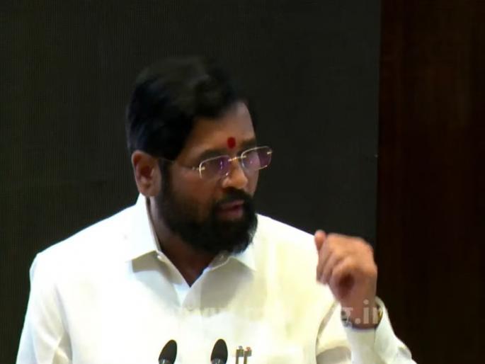 I learned courage and self-confidence because of Balasaheb Thackeray, I am moving forward with the same courage - Eknath Shinde | बाळासाहेबांमुळे धाडस आणि आत्मविश्वास शिकलो, त्याच हिंमतीवर पुढे जातोय - एकनाथ शिंदे I learned courage and self-confidence because of Balasaheb Thackeray, I am moving forward with the same courage - Eknath Shinde | बाळासाहेबांमुळे धाडस आणि आत्मविश्वास शिकलो, त्याच हिंमतीवर पुढे जातोय - एकनाथ शिंदे