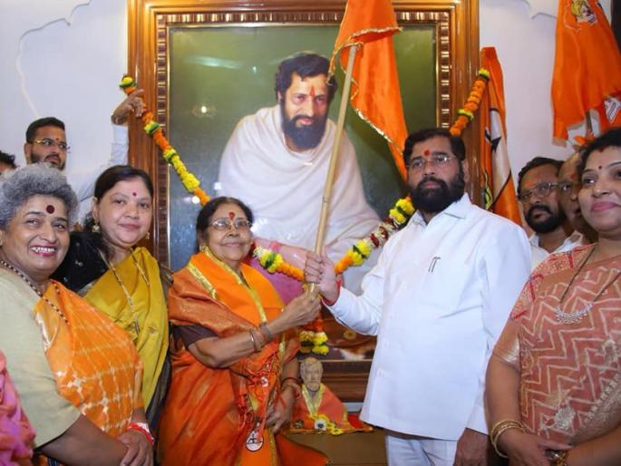 big setback to uddhav thackeray leader anita birje left the party and join eknath shinde shiv sena group | उद्धव ठाकरेंची साथ का सोडली? अनिता बिर्जे म्हणाल्या, “दिघे साहेबांना अभिप्रेत वारसा...” big setback to uddhav thackeray leader anita birje left the party and join eknath shinde shiv sena group | उद्धव ठाकरेंची साथ का सोडली? अनिता बिर्जे म्हणाल्या, “दिघे साहेबांना अभिप्रेत वारसा...”