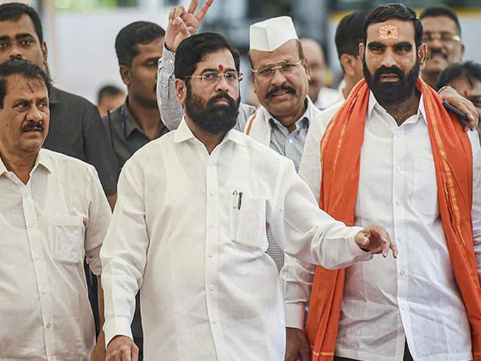 If you don't have any rights, why go to the cabinet meeting? Shiv Sena ministers asked Eknath Shinde... | कसले अधिकारच नाहीत तर मंत्रिमंडळ बैठकीला जायचे कशाला? शिवसेनेचे मंत्र्यांनी एकनाथ शिंदेंनाच विचारलेले... If you don't have any rights, why go to the cabinet meeting? Shiv Sena ministers asked Eknath Shinde... | कसले अधिकारच नाहीत तर मंत्रिमंडळ बैठकीला जायचे कशाला? शिवसेनेचे मंत्र्यांनी एकनाथ शिंदेंनाच विचारलेले...