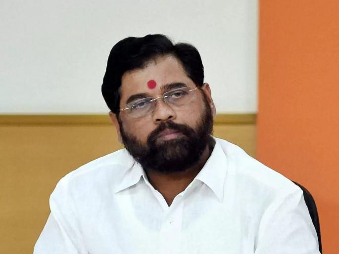 "Where did the Shinde group get Rs 10 crore for buses for the Dussehra gathering? ED Income Tax Department should investigate", Congress demands | "शिंदे गटाने दसरा मेळाव्याच्या बसेससाठी १० कोटी रुपये कुठून आणले? ईडी आयकर विभागाने चौकशी करावी", काँग्रेसची मागणी "Where did the Shinde group get Rs 10 crore for buses for the Dussehra gathering? ED Income Tax Department should investigate", Congress demands | "शिंदे गटाने दसरा मेळाव्याच्या बसेससाठी १० कोटी रुपये कुठून आणले? ईडी आयकर विभागाने चौकशी करावी", काँग्रेसची मागणी