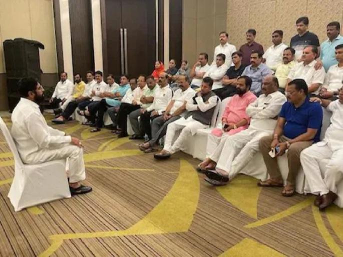 Eknath Shinde Revolt | Maharashtra Political Crisis | Action will be taken against PSO, commandos and constables of all rebel MLAs including Eknath Shinde..? | Maharashtra Political Crisis: एकनाथ शिंदेंसह सर्व बंडखोर आमदारांच्या PSO, कमांडो आणि कॉन्स्टेबलवर होणार कारवाई? Eknath Shinde Revolt | Maharashtra Political Crisis | Action will be taken against PSO, commandos and constables of all rebel MLAs including Eknath Shinde..? | Maharashtra Political Crisis: एकनाथ शिंदेंसह सर्व बंडखोर आमदारांच्या PSO, कमांडो आणि कॉन्स्टेबलवर होणार कारवाई?