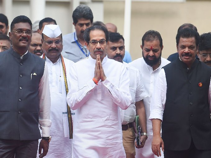 Uddhav Thackeray's will open White Paper on financial matter; will examine the government's balance sheet of devendra Fadnavis will | उद्धव ठाकरेंचा मोठा निर्णय; फडणवीस सरकारचे ताळेबंद तपासणार? Uddhav Thackeray's will open White Paper on financial matter; will examine the government's balance sheet of devendra Fadnavis will | उद्धव ठाकरेंचा मोठा निर्णय; फडणवीस सरकारचे ताळेबंद तपासणार?