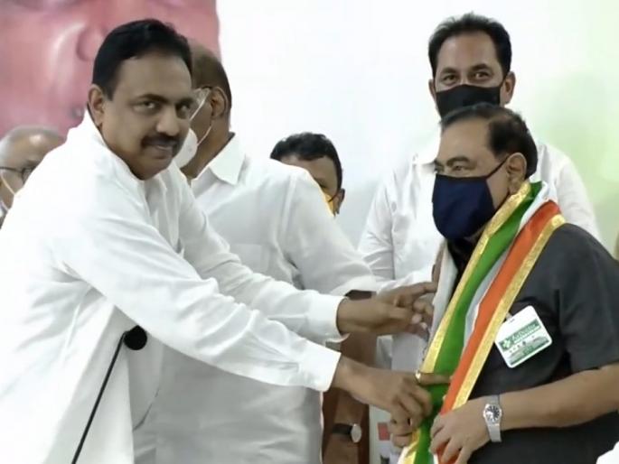 Leader Eknath Khadse finally joins NCP; Sharad Pawar big blow to BJP | Eknath Khadse: अखेर एकनाथ खडसेंचा राष्ट्रवादी काँग्रेसमध्ये प्रवेश; शरद पवारांचा भाजपाला मोठा धक्का Leader Eknath Khadse finally joins NCP; Sharad Pawar big blow to BJP | Eknath Khadse: अखेर एकनाथ खडसेंचा राष्ट्रवादी काँग्रेसमध्ये प्रवेश; शरद पवारांचा भाजपाला मोठा धक्का