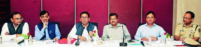 Maharashtra Assembly Election 2019: Reach Voter Sleep Before Voters October 16: Chandrabhushan Kumar | Maharashtra Assembly Election 2019 : मतदारांपर्यंत व्होटर स्लीप १६ ऑक्टोबरपूर्वी पोहोचवा : चंद्रभूषण कुमार