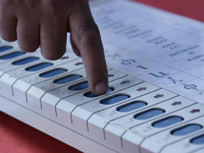 41,057 duplicate voters found in Mumbai so far, duplicate names will be included; decrease by 15 to 20 percent! | मुंबईत आतापर्यंत सापडले ४१,०५७ दुबार मतदार, दुबार नावांमध्ये होणार; १५ ते २० टक्केपर्यंत घट ! 41,057 duplicate voters found in Mumbai so far, duplicate names will be included; decrease by 15 to 20 percent! | मुंबईत आतापर्यंत सापडले ४१,०५७ दुबार मतदार, दुबार नावांमध्ये होणार; १५ ते २० टक्केपर्यंत घट !
