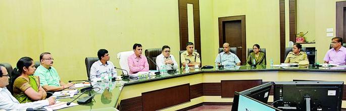 A sharp eye on the election expenditure | निवडणूक खर्चावर बारीक नजर