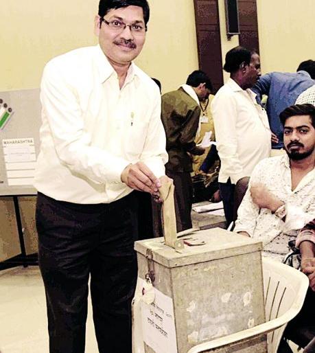 Shocking : 450 employees postal ballot cancelled in Nagpur | धक्कादायक : नागपुरातील ४५० कर्मचाऱ्यांचे पोस्टल बॅलेट रद्द Shocking : 450 employees postal ballot cancelled in Nagpur | धक्कादायक : नागपुरातील ४५० कर्मचाऱ्यांचे पोस्टल बॅलेट रद्द