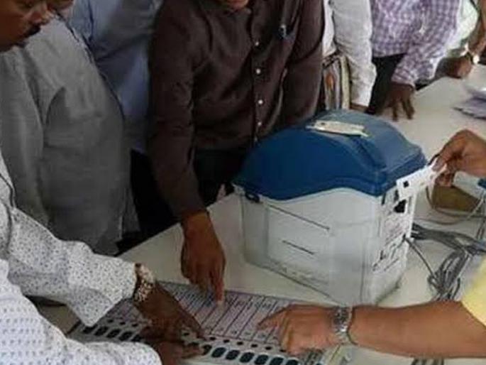 37 Employees skip Election related trening in Akola | निवडणूक प्रशिक्षणाला ३७ कर्मचाऱ्यांची दांडी!