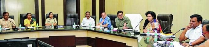 Keep each polling station ready: Ashwin Mudgal | प्रत्येक मतदान केंद्र सज्ज ठेवा : अश्विन मुदगल Keep each polling station ready: Ashwin Mudgal | प्रत्येक मतदान केंद्र सज्ज ठेवा : अश्विन मुदगल