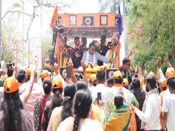 Lok Sabha Elections 2024 first phase of the campaign has died down Voting tomorrow for 5 seats in Maharashtra, 102 seats in the country | पहिल्या टप्प्यातील प्रचाराचा धुरळा बसला; महाराष्ट्रातील ५, देशातील १०२ जागांसाठी उद्या मतदान