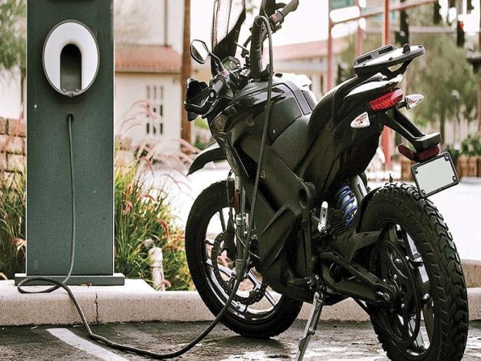 article on Maharashtra government efforts to radically change the use of electric vehicles | इलेक्ट्रीक वाहनांच्या वापरात आमूलाग्र बदल करण्याच्या महाराष्ट्राच्या प्रयत्नांना चालना article on Maharashtra government efforts to radically change the use of electric vehicles | इलेक्ट्रीक वाहनांच्या वापरात आमूलाग्र बदल करण्याच्या महाराष्ट्राच्या प्रयत्नांना चालना