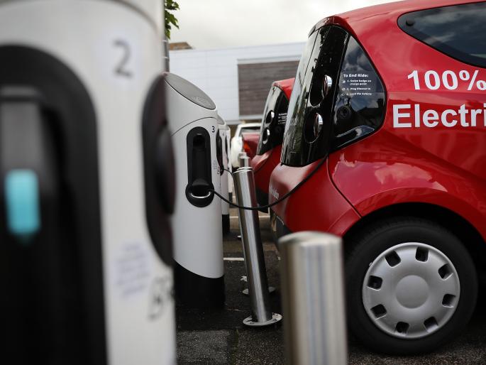 Registration of 5, 8 electric vehicles in the state in one and a half years | राज्यात दीड वर्षात ९,३२६ इलेक्ट्रिक वाहनांची नोंदणी  Registration of 5, 8 electric vehicles in the state in one and a half years | राज्यात दीड वर्षात ९,३२६ इलेक्ट्रिक वाहनांची नोंदणी