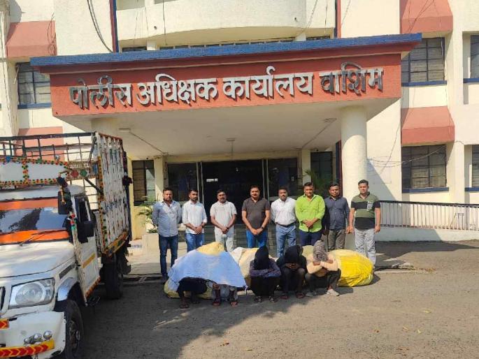 Five accused in the case of electric wire theft, seized goods worth 9.28 lakhs; Action by LCB | विद्युततारा चोरी प्रकरणी पाच आरोपी ताब्यात, ९.२८ लाखांचा मुद्देमाल जप्त; एलसीबीची कारवाई Five accused in the case of electric wire theft, seized goods worth 9.28 lakhs; Action by LCB | विद्युततारा चोरी प्रकरणी पाच आरोपी ताब्यात, ९.२८ लाखांचा मुद्देमाल जप्त; एलसीबीची कारवाई