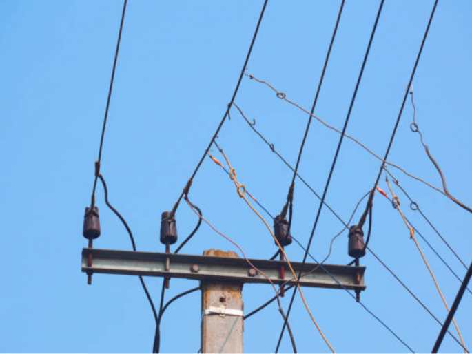 Action on electricity thieves! 522 cases were registered in Jalana in eight months | वीजचोरांना दणका! जालन्यात आठ महिन्यांत ५२२ जणांवर गुन्हे दाखल Action on electricity thieves! 522 cases were registered in Jalana in eight months | वीजचोरांना दणका! जालन्यात आठ महिन्यांत ५२२ जणांवर गुन्हे दाखल