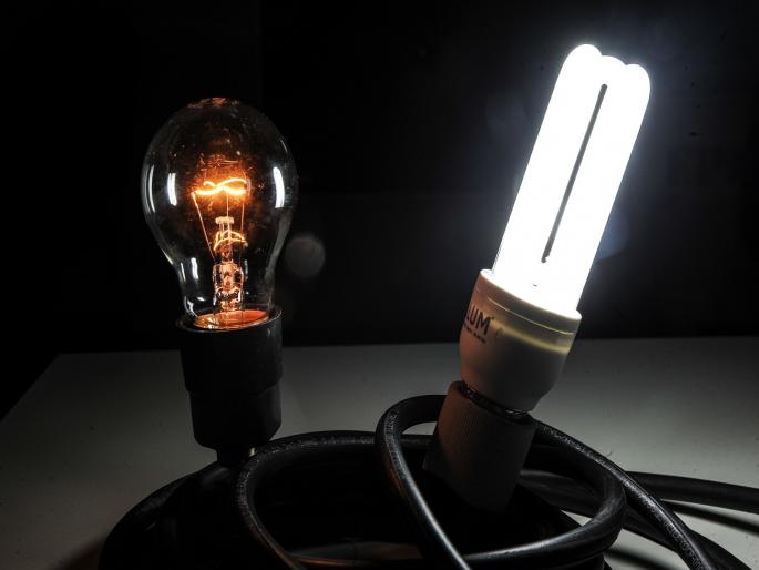 Shimla Heavy Electricity Bill In Lockdown Hotel Owner Gets 2 Lakh Light Bill-SRJ | लॉकडाऊनमध्येही ४४० व्होल्टचा करंट, दोन महिने बंद हॉटेलचे बील तब्बल एवढे लाख.... Shimla Heavy Electricity Bill In Lockdown Hotel Owner Gets 2 Lakh Light Bill-SRJ | लॉकडाऊनमध्येही ४४० व्होल्टचा करंट, दोन महिने बंद हॉटेलचे बील तब्बल एवढे लाख....