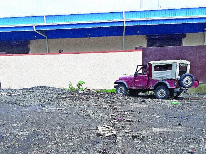 Electricity disbursement to police | वीजचोरांना महावितरणसह पोलिसांचे अभय Electricity disbursement to police | वीजचोरांना महावितरणसह पोलिसांचे अभय