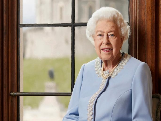 Teabag Used By Queen Elizabeth Ii Selling For 12000 Dollar On Ebay | Queen Elizabeth II : महाराणी एलिझाबेथ द्वितीय यांनी 1998 मध्ये वापरलेली टीबॅग eBay वर विक्रीला; जाणून घ्या किंमत... Teabag Used By Queen Elizabeth Ii Selling For 12000 Dollar On Ebay | Queen Elizabeth II : महाराणी एलिझाबेथ द्वितीय यांनी 1998 मध्ये वापरलेली टीबॅग eBay वर विक्रीला; जाणून घ्या किंमत...
