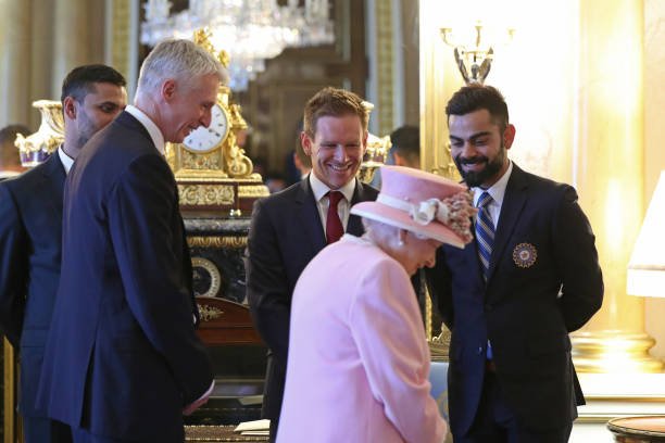 ICC World Cup 2019: Virat Kohli meet the Queen of England | ICC World Cup 2019 : विराट कोहलीने घेतली इंग्लंडच्या राणीची भेट