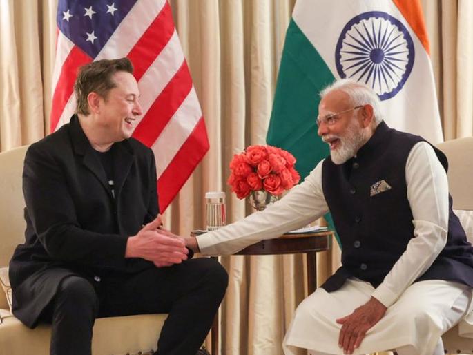 Elon Musk NSA Waltz Ramaswamy; PM Modi meets with luminaries at Blair House america | अमेरिकेत ट्रम्प यांच्या आधी 'या' ३ दिग्गजांना भेटले PM मोदी, मस्क यांच्यासोबत 'या' 4 मुद्द्यांवर चर्चा झाली! Elon Musk NSA Waltz Ramaswamy; PM Modi meets with luminaries at Blair House america | अमेरिकेत ट्रम्प यांच्या आधी 'या' ३ दिग्गजांना भेटले PM मोदी, मस्क यांच्यासोबत 'या' 4 मुद्द्यांवर चर्चा झाली!