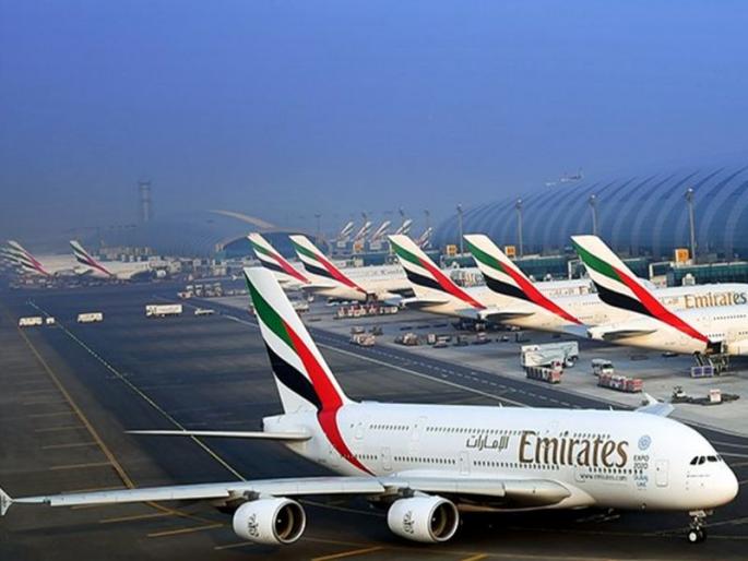 Emirates takes U turn decides to continue serving Hindu meal | एमिरेट्सचा यू-टर्न; विमानांमध्ये मिळणार हिंदू मील Emirates takes U turn decides to continue serving Hindu meal | एमिरेट्सचा यू-टर्न; विमानांमध्ये मिळणार हिंदू मील