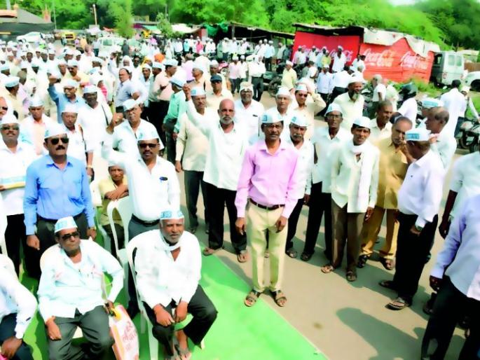 Elgar against the government of retirement pay holders in Nagpur | नागपुरात निवृत्ती वेतनधारकांचा सरकारविरुद्ध एल्गार Elgar against the government of retirement pay holders in Nagpur | नागपुरात निवृत्ती वेतनधारकांचा सरकारविरुद्ध एल्गार