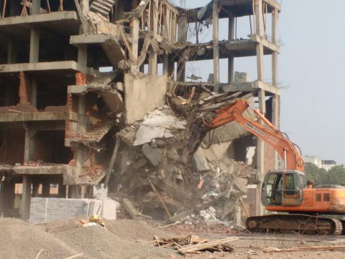 Pimpri Chinchwad Municipal Corporation hammer on unauthorized construction | सांगवीत अनधिकृत बांधकामावर पिंपरी चिंचवड महापालिकेचा हातोडा Pimpri Chinchwad Municipal Corporation hammer on unauthorized construction | सांगवीत अनधिकृत बांधकामावर पिंपरी चिंचवड महापालिकेचा हातोडा