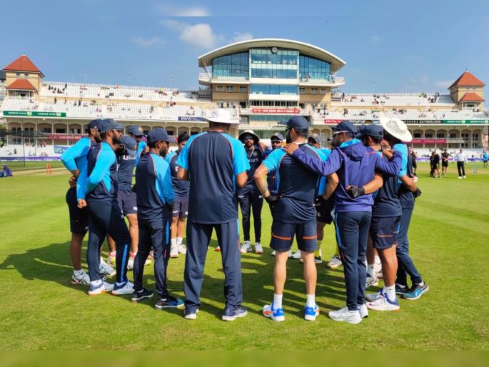 India vs England 1st Test Live Cricket Score : England have won the toss and will bat first, know team India Playing XI  | India vs England 1st Test Live : आर अश्विन, इशांत शर्मा संघाबाहेर; पहिल्या कसोटीसाठी टीम इंडियात तीन मोठे बदल