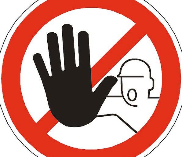  Akola candidates rejected entry to 'ST' exam due to delay reach | ‘एसटी’च्या परीक्षेसाठी अकोल्यातील परीक्षार्थींना नाकारला प्रवेश