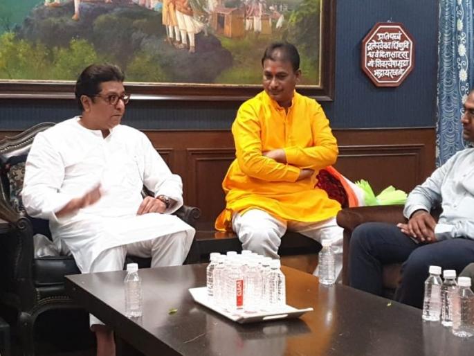 Disley Guruji's generosity raised the profile of Maharashtra, this is the true Maharashtra Dharma!, Raj thackery | हाच खरा महाराष्ट्रधर्म ! डिसले गुरुजींच्या दातृत्वामुळे महाराष्ट्राची मान उंचावली Disley Guruji's generosity raised the profile of Maharashtra, this is the true Maharashtra Dharma!, Raj thackery | हाच खरा महाराष्ट्रधर्म ! डिसले गुरुजींच्या दातृत्वामुळे महाराष्ट्राची मान उंचावली