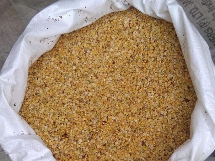 Pulses of April month Still Not reach in Buldhana district | एप्रिल महिन्याच्या डाळीचा अद्यापही पत्ता नाही!