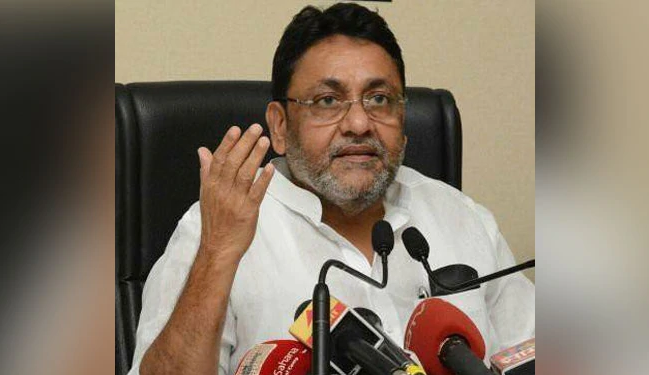 State government will carry out a parallel enquiry in Bhima Koregaon case Says Nawab Malik | 'कोरेगाव-भीमा प्रकरणी आमची भूमिका स्पष्ट; राज्य सरकार SIT मार्फत समांतर चौकशी करणार' State government will carry out a parallel enquiry in Bhima Koregaon case Says Nawab Malik | 'कोरेगाव-भीमा प्रकरणी आमची भूमिका स्पष्ट; राज्य सरकार SIT मार्फत समांतर चौकशी करणार'