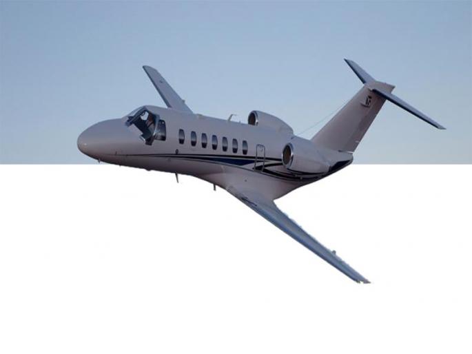 Eroplane service, Jalgaon will move towards development | विमानसेवेमुळे जळगाव घेणार विकासाच्या दिशेने ङोप Eroplane service, Jalgaon will move towards development | विमानसेवेमुळे जळगाव घेणार विकासाच्या दिशेने ङोप