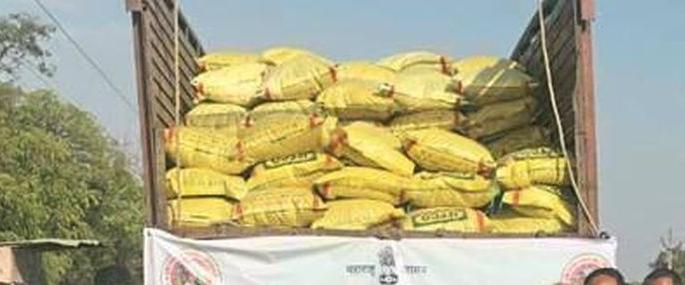 Washim: Seeds sent to fields of 22,000 farmers | वाशिम : २२ हजार शेतकऱ्यांच्या बांधावर बियाणे