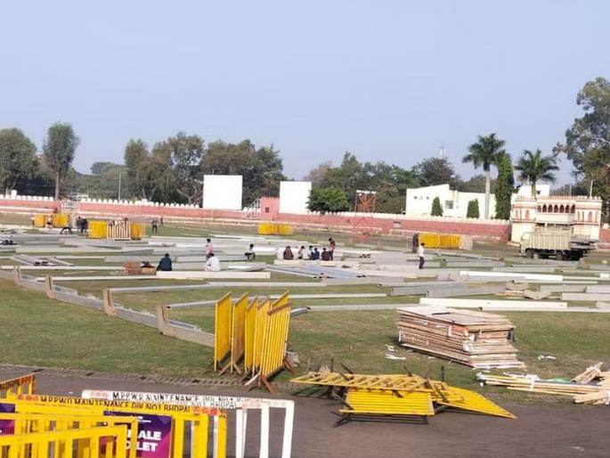 Preparations for the swearing-in ceremony of the new Chief Minister of Madhya Pradesh have started in full swing. | मध्य प्रदेशच्या नव्या मुख्यमंत्र्यांच्या शपथविधी सोहळ्याची जय्यत तयारी; तीन हेलिपॅडही बांधले Preparations for the swearing-in ceremony of the new Chief Minister of Madhya Pradesh have started in full swing. | मध्य प्रदेशच्या नव्या मुख्यमंत्र्यांच्या शपथविधी सोहळ्याची जय्यत तयारी; तीन हेलिपॅडही बांधले