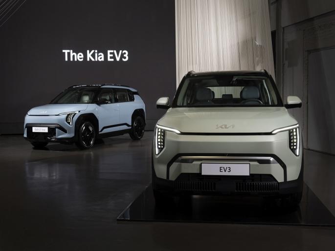 Kia New Electric Car: 600 KM range on a single charge, when will KIA's new EV car be launched in India? Check out the features | सिंगल चार्जवर 600 KM ची रेंज, भारतात कधी लॉन्च होणार KIA ची नवीन EV कार? पाहा फीचर्स... Kia New Electric Car: 600 KM range on a single charge, when will KIA's new EV car be launched in India? Check out the features | सिंगल चार्जवर 600 KM ची रेंज, भारतात कधी लॉन्च होणार KIA ची नवीन EV कार? पाहा फीचर्स...