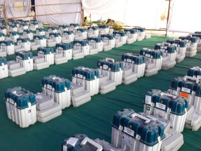 Election commission's ready for voting in Aurangabad and Jalna alerted | औरंगाबाद आणि जालन्यात मतदान प्रक्रियेसाठी आयोगाची यंत्रणा सतर्क Election commission's ready for voting in Aurangabad and Jalna alerted | औरंगाबाद आणि जालन्यात मतदान प्रक्रियेसाठी आयोगाची यंत्रणा सतर्क