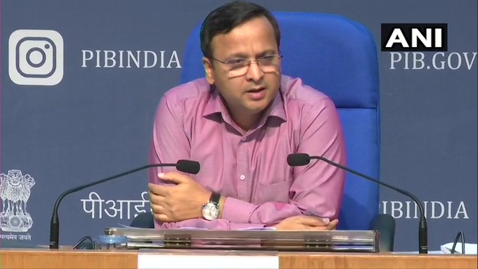 Coronavirus: Union Government have ready to 1 lakh 5 thousand beds in the dedicated 601 hospitals for Corona patient pnm | Coronavirus: कोरोनाशी लढण्यासाठी केंद्र सरकार सज्ज; देशभरात १ लाख बेड्स अन् ६०१ विशेष हॉस्पिटलची व्यवस्था