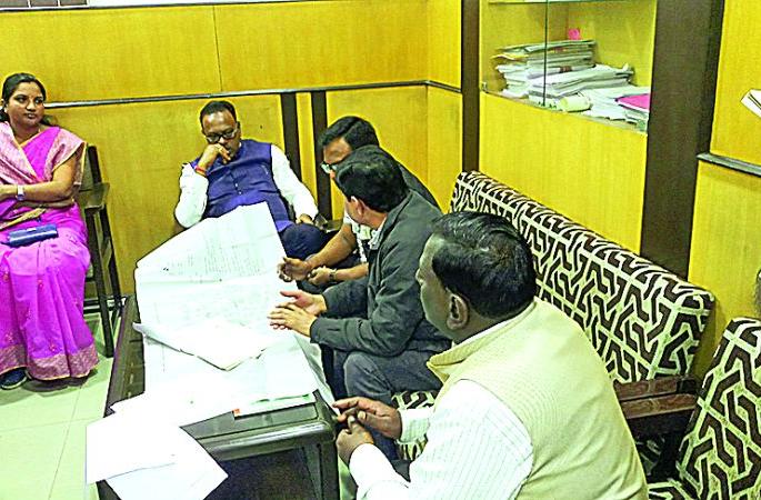 322 families in Mihan will receive Ex Gratia grants | मिहानमधील ३२२ कुटुंबांना सानुग्रह अनुदान मिळणार 322 families in Mihan will receive Ex Gratia grants | मिहानमधील ३२२ कुटुंबांना सानुग्रह अनुदान मिळणार