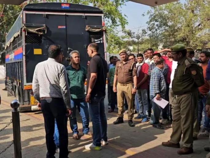 cbi action in chandauli railway departmental exam fraud case crore cash recovered rail officers and loco pilots arrested | २ ऑफिसर, १७ लोको पायलटसह २६ जणांना अटक, १ कोटी कॅश जप्त...; CBI ची मोठी कारवाई