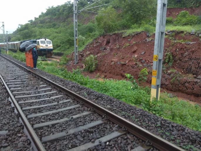 Miraj-Hatakangle local train starts | मिरज-हातकणंगले लोकल रेल्वे सुरू Miraj-Hatakangle local train starts | मिरज-हातकणंगले लोकल रेल्वे सुरू