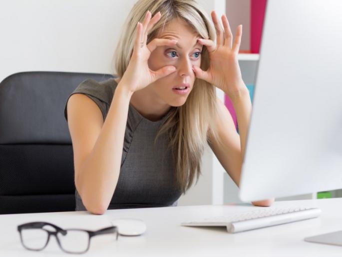 Follow these tips before endangering eye health, will benefit a lot | डोळ्यांचे आरोग्य धोक्यात येण्याआधी फॉलो करा या टिप्स, होईल भरपूर फायदा Follow these tips before endangering eye health, will benefit a lot | डोळ्यांचे आरोग्य धोक्यात येण्याआधी फॉलो करा या टिप्स, होईल भरपूर फायदा