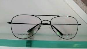 Allotted glasses to 4 patients at Jamner | जामनेर येथे ३०० रुग्णांना चष्मे वाटप Allotted glasses to 4 patients at Jamner | जामनेर येथे ३०० रुग्णांना चष्मे वाटप
