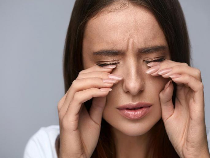 Don't ignore these 'three' eye problems in the rainy season, the consequences are very serious | पावसाळ्यात डोळ्यांच्या 'या' तीन समस्यांकडे करू नका दुर्लक्ष, परीणाम आहेत अतिगंभीर Don't ignore these 'three' eye problems in the rainy season, the consequences are very serious | पावसाळ्यात डोळ्यांच्या 'या' तीन समस्यांकडे करू नका दुर्लक्ष, परीणाम आहेत अतिगंभीर