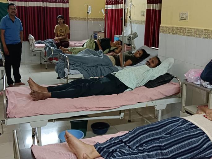 20 people poisoned from Ram Navami festival Mahaprasad | रामनवमी उत्सव महाप्रसादातून २० जणांना विषबाधा 20 people poisoned from Ram Navami festival Mahaprasad | रामनवमी उत्सव महाप्रसादातून २० जणांना विषबाधा