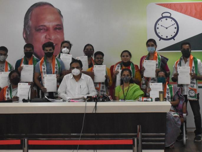 One step ahead of the NCP; Establishment of first LGBT cell in the country | राष्ट्रवादी काँग्रेसचं एक पाऊल पुढे; देशातील पहिल्या 'एलजीबीटी' सेलची स्थापना One step ahead of the NCP; Establishment of first LGBT cell in the country | राष्ट्रवादी काँग्रेसचं एक पाऊल पुढे; देशातील पहिल्या 'एलजीबीटी' सेलची स्थापना