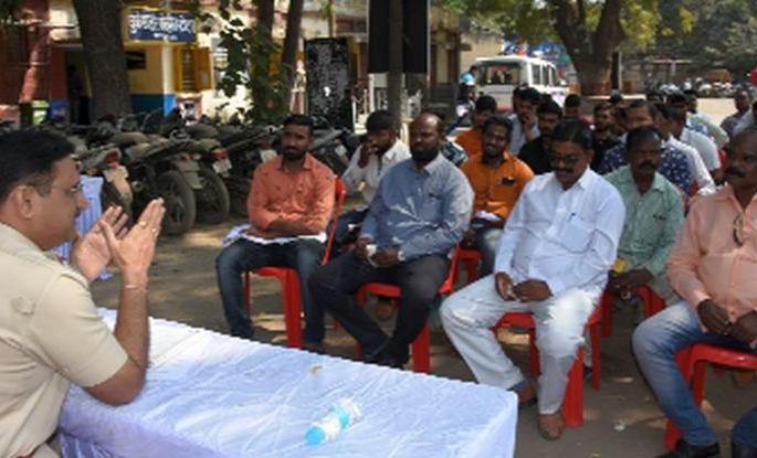 Playing a DJ will take action | डीजे वाजविल्यास कारवाई होणार Playing a DJ will take action | डीजे वाजविल्यास कारवाई होणार