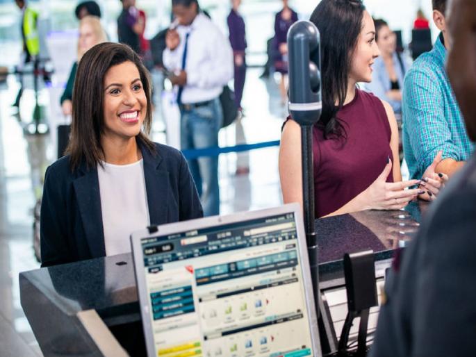 identity card boarding pass face of passengers airport biometric boarding system | महत्त्वाची बातमी! विमानतळावर प्रवाशांचा चेहराच ठरणार ओळखपत्र अन् बोर्डिंग पास identity card boarding pass face of passengers airport biometric boarding system | महत्त्वाची बातमी! विमानतळावर प्रवाशांचा चेहराच ठरणार ओळखपत्र अन् बोर्डिंग पास