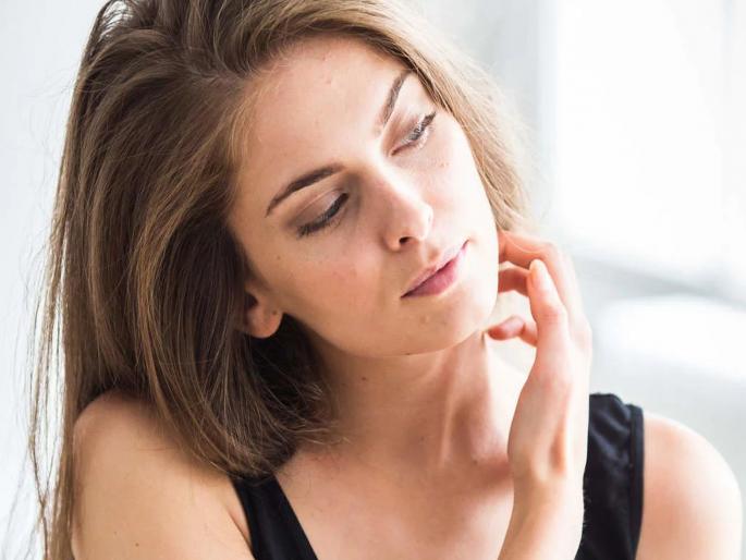 Face skin itching? Then try these 3 best home remedies | बदलत्या वातावरणात चेहऱ्याच्या त्वचेवर खाज येतेय? करा हे ३ सोपे उपाय Face skin itching? Then try these 3 best home remedies | बदलत्या वातावरणात चेहऱ्याच्या त्वचेवर खाज येतेय? करा हे ३ सोपे उपाय